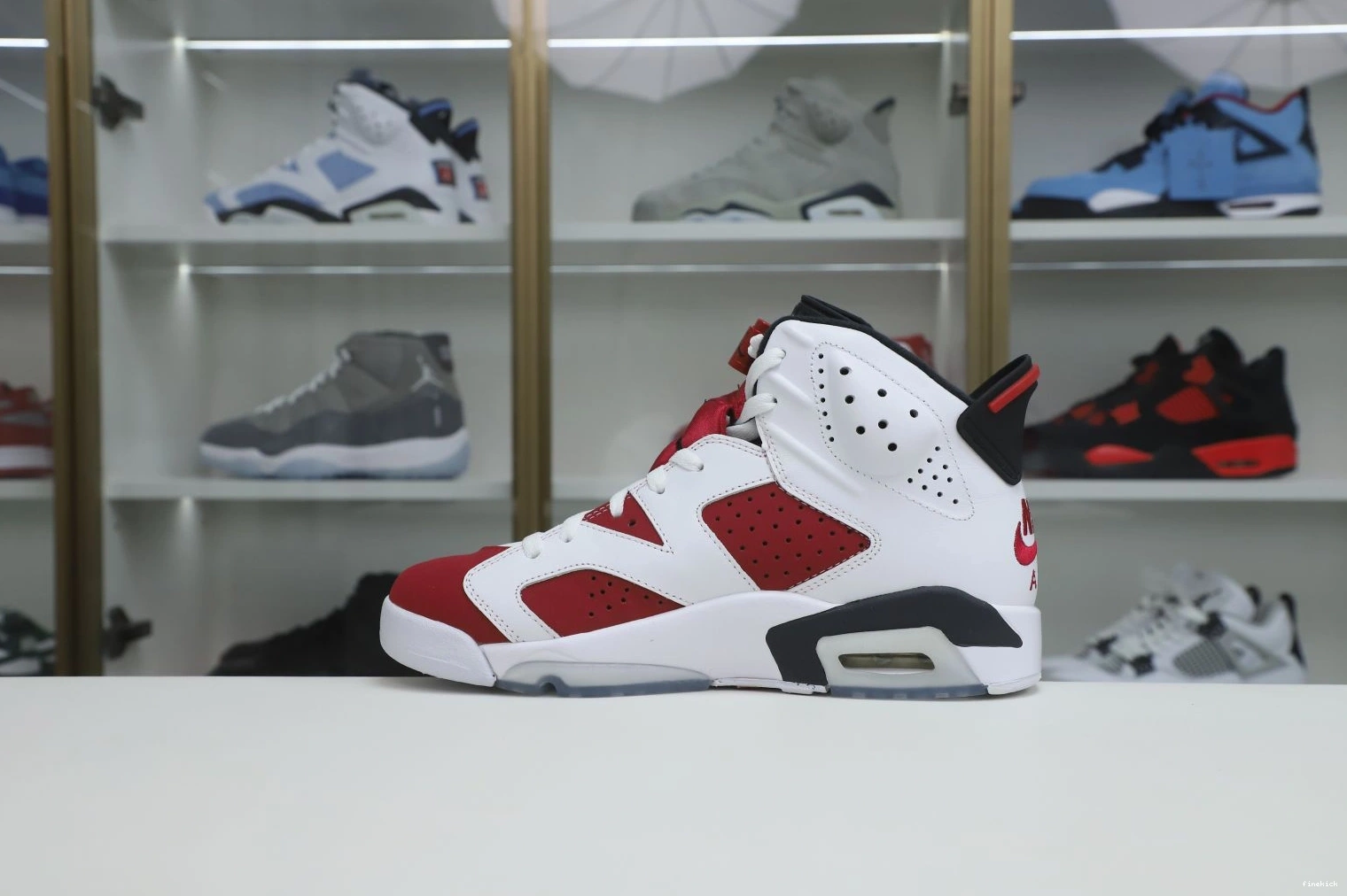 JORDAN 2021 RETRO AIR 'CARMINE' OG 6 0105